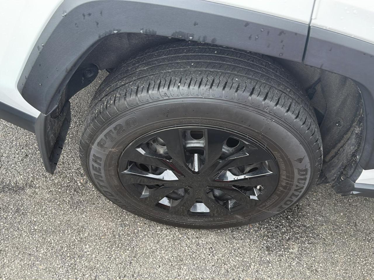 Toyota RAV4 LE AWD (Natl) 2024