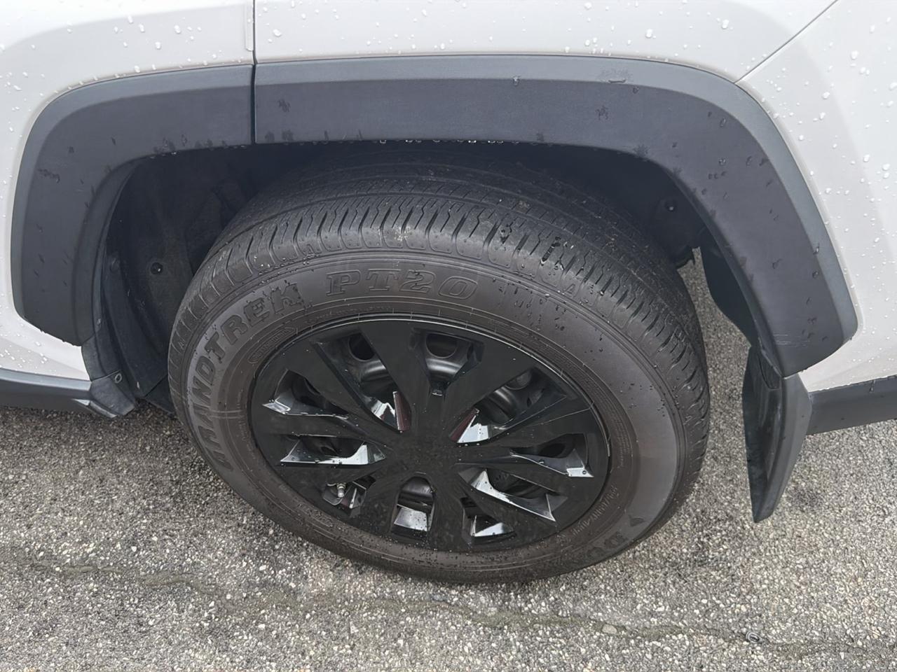 Toyota RAV4 LE AWD (Natl) 2024