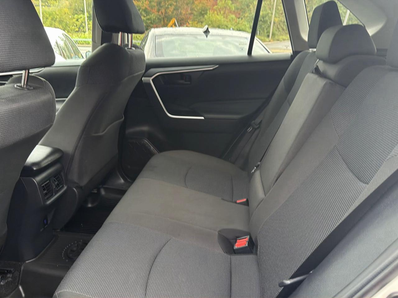 Toyota RAV4 LE AWD (Natl) 2024