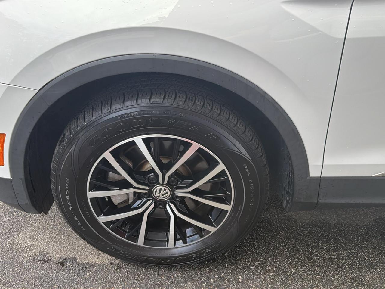 Volkswagen Tiguan 2.0T SE R-Line Black 4MOTION 2021