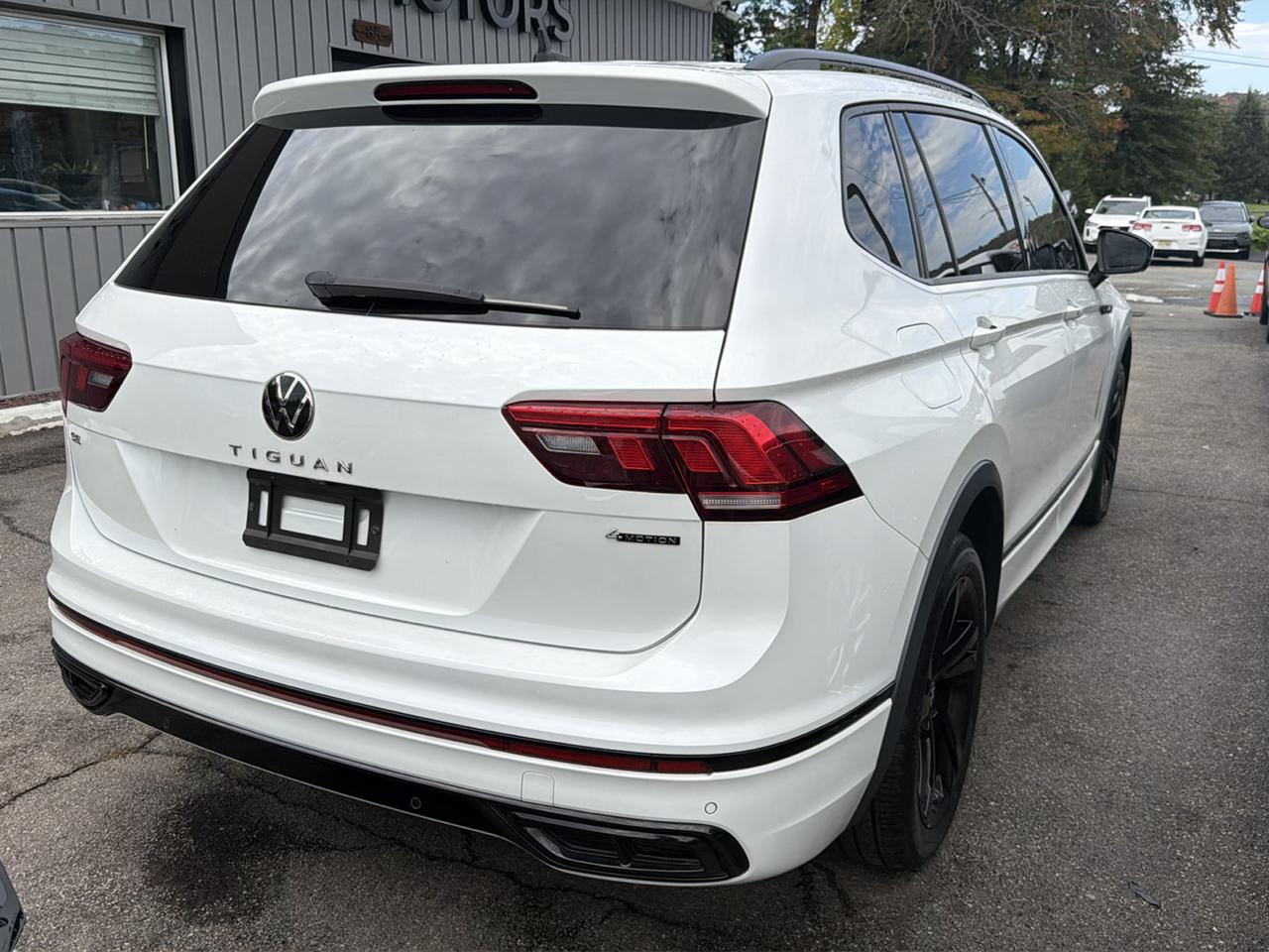 Volkswagen Tiguan 2.0T SE R-Line Black 4MOTION 2023