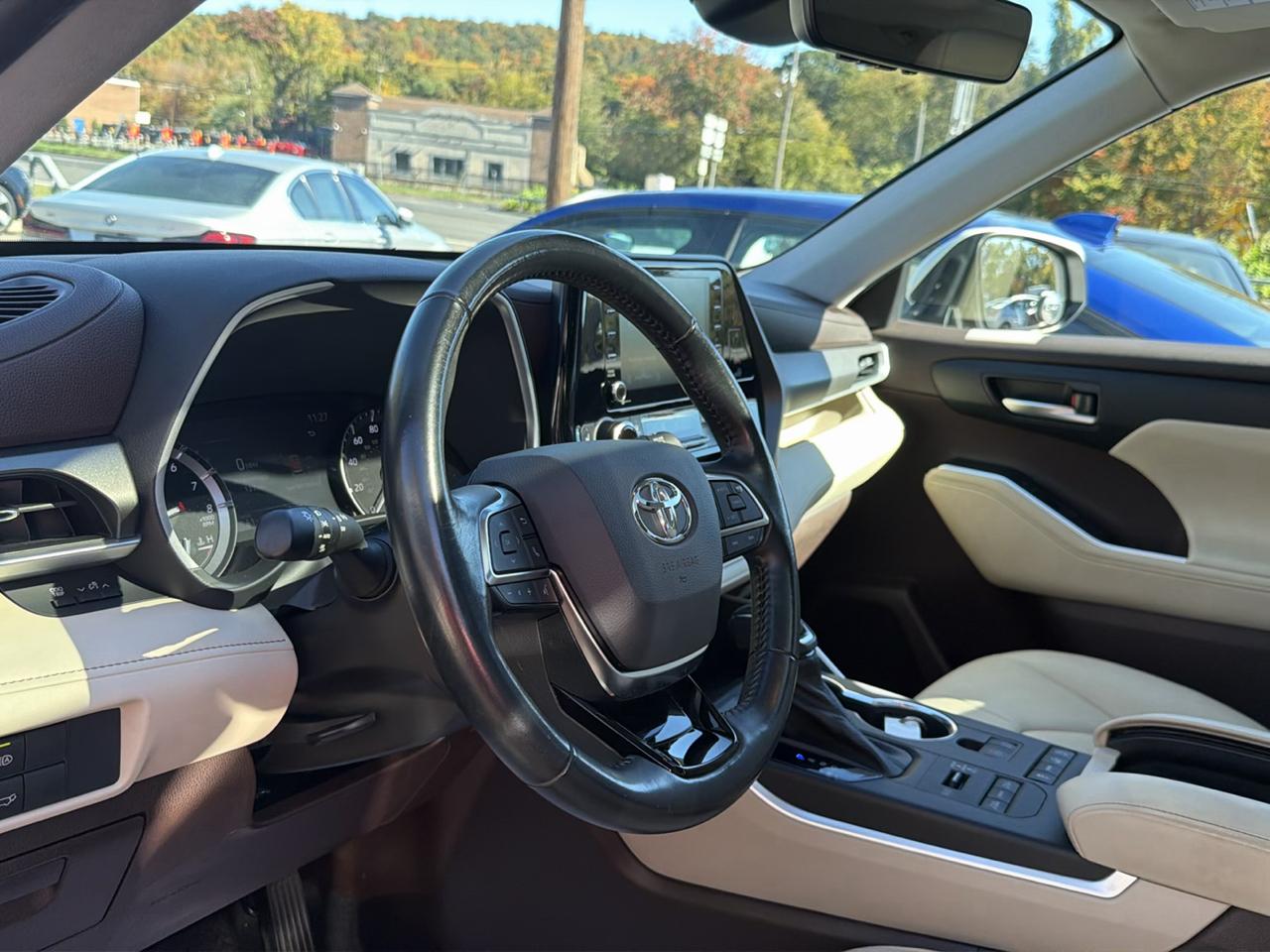 Toyota Highlander XLE AWD (Natl) 2020