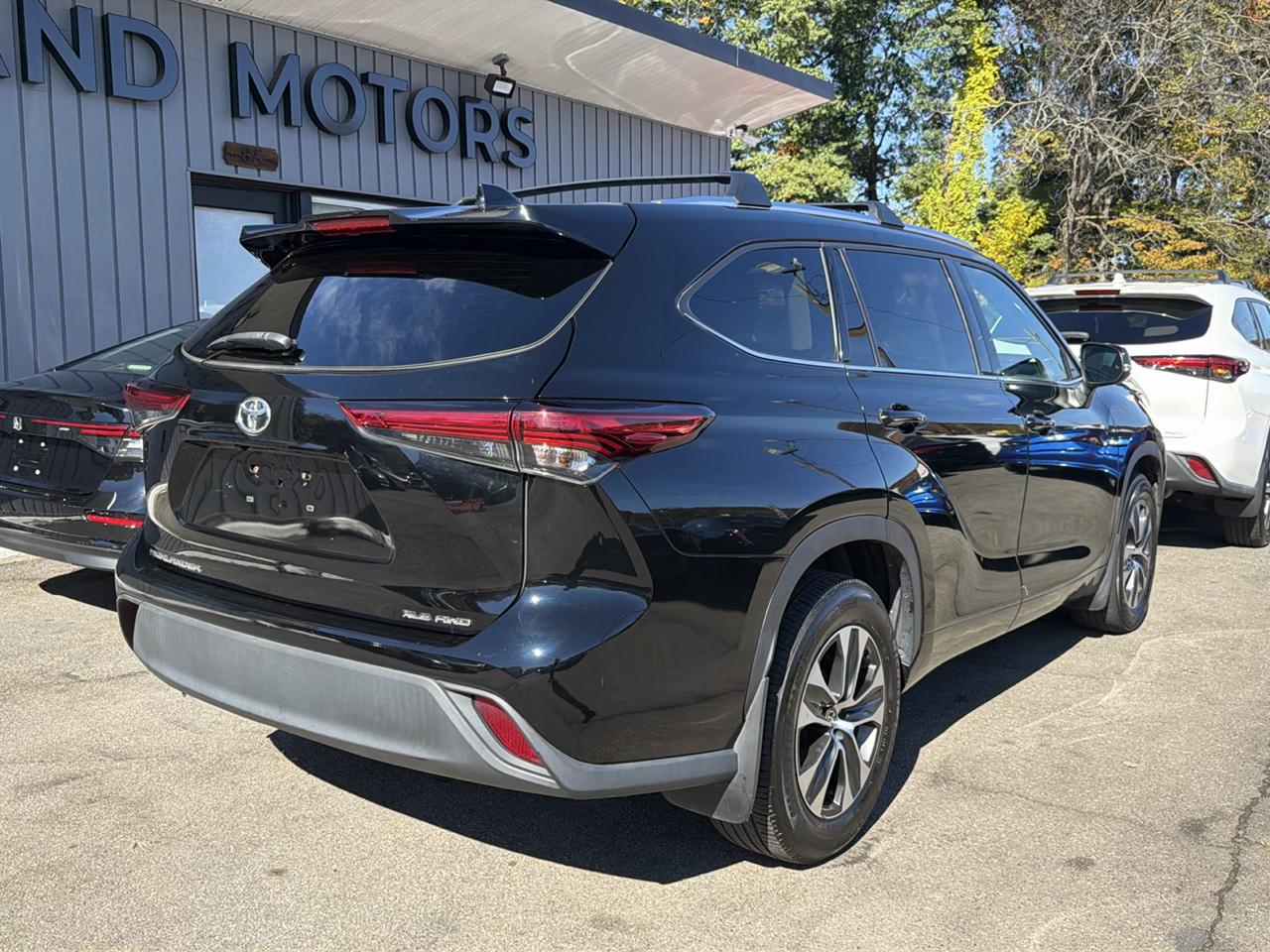 Toyota Highlander XLE AWD (Natl) 2021