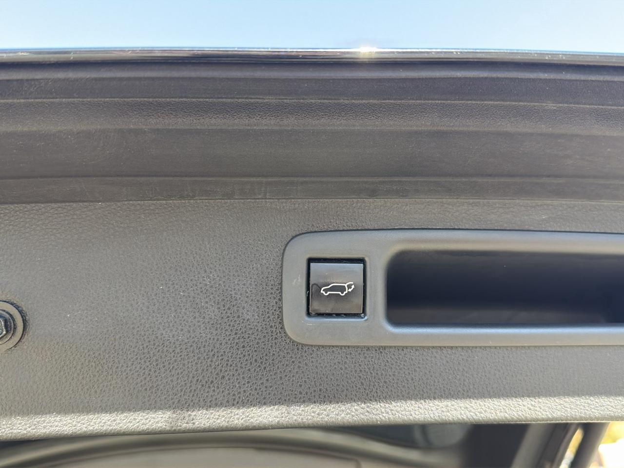 Toyota Highlander XLE AWD (Natl) 2021