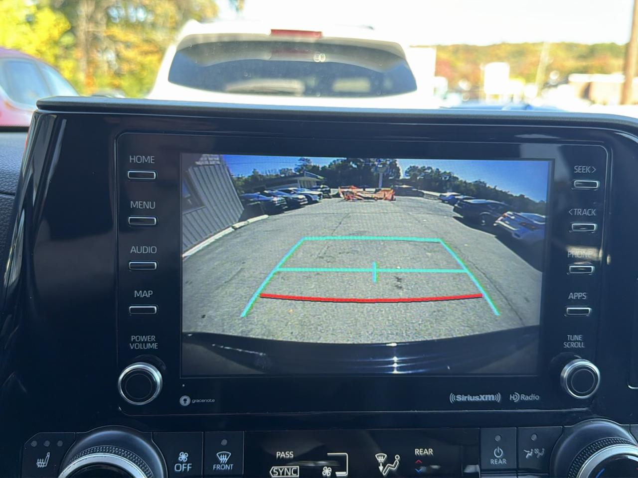 Toyota Highlander XLE AWD (Natl) 2021
