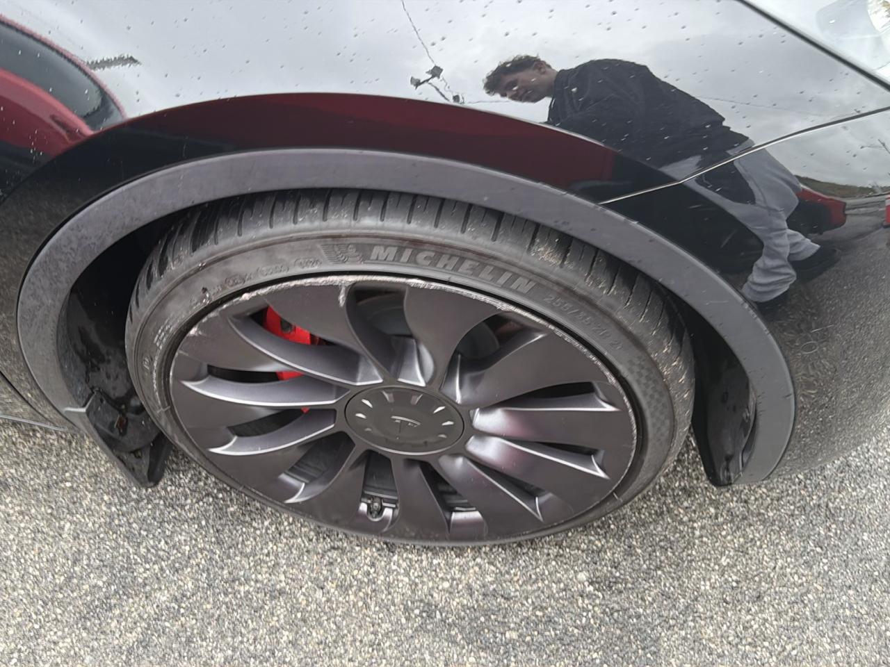 Tesla Model Y Performance AWD 2021