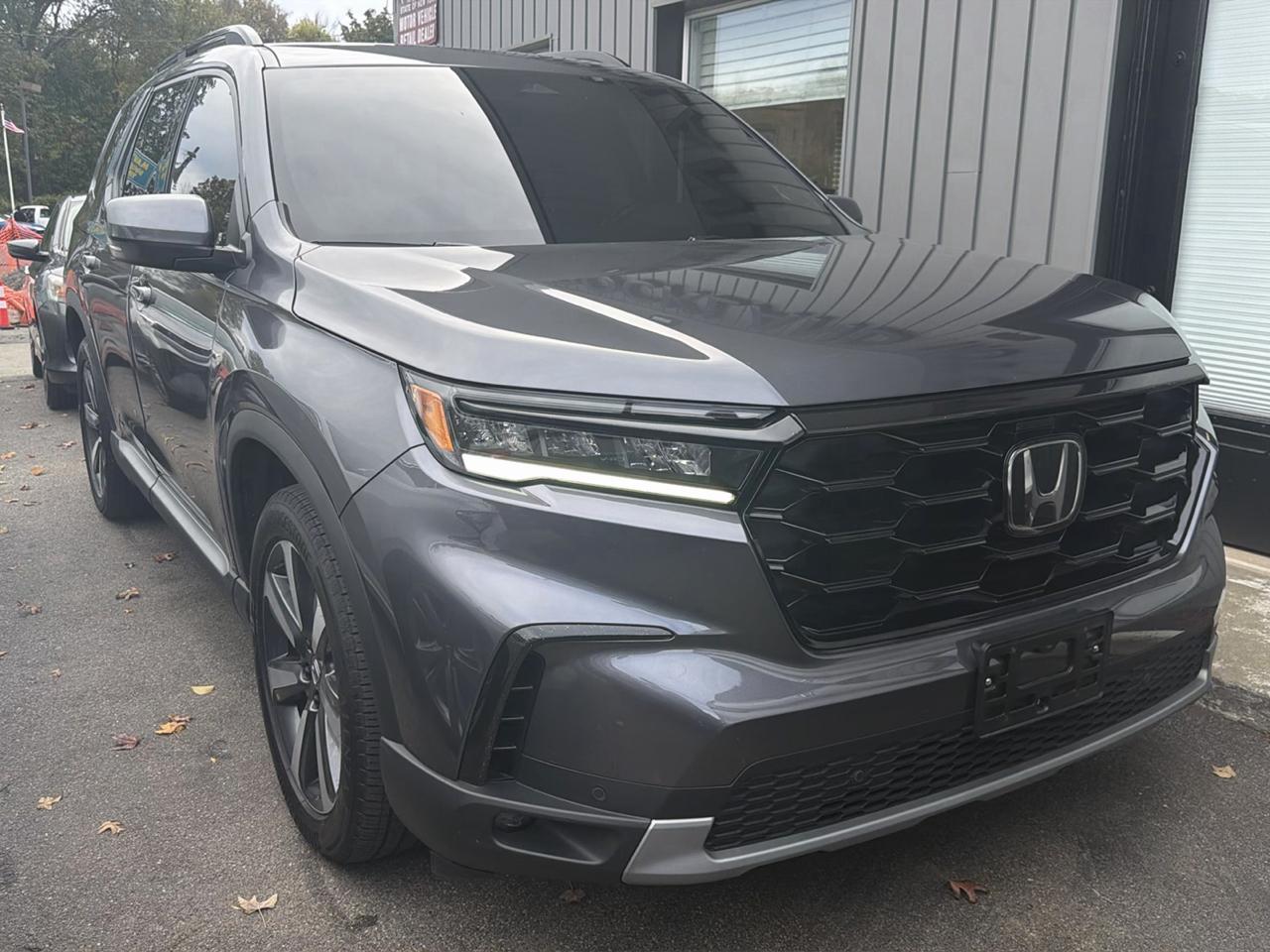 Honda Pilot Touring+ AWD 2025