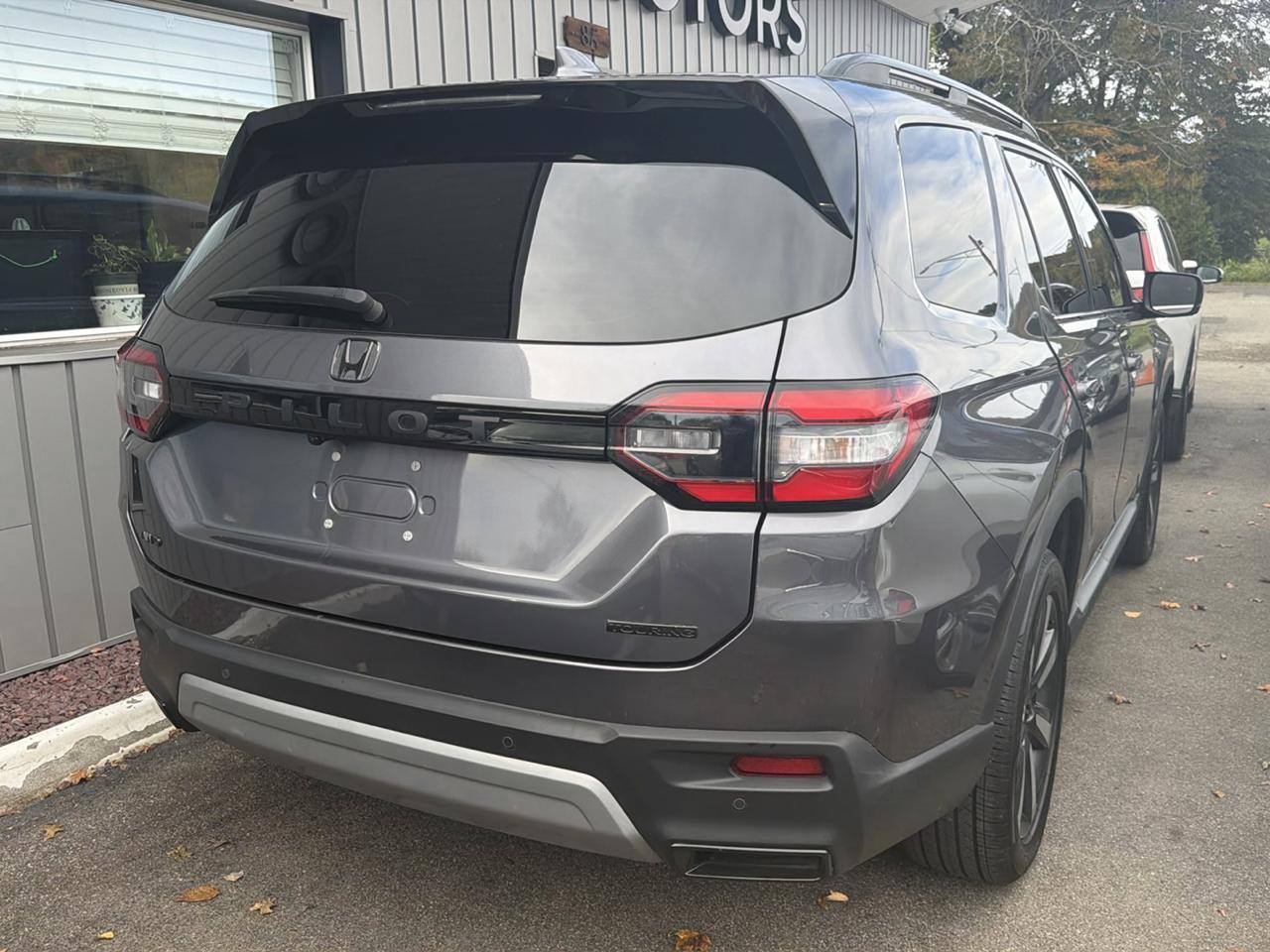 Honda Pilot Touring+ AWD 2025