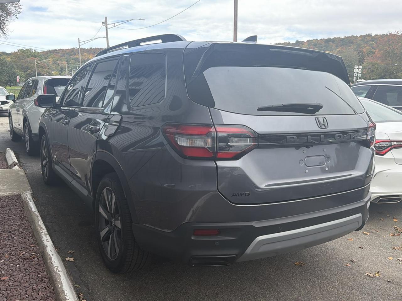 Honda Pilot Touring+ AWD 2025