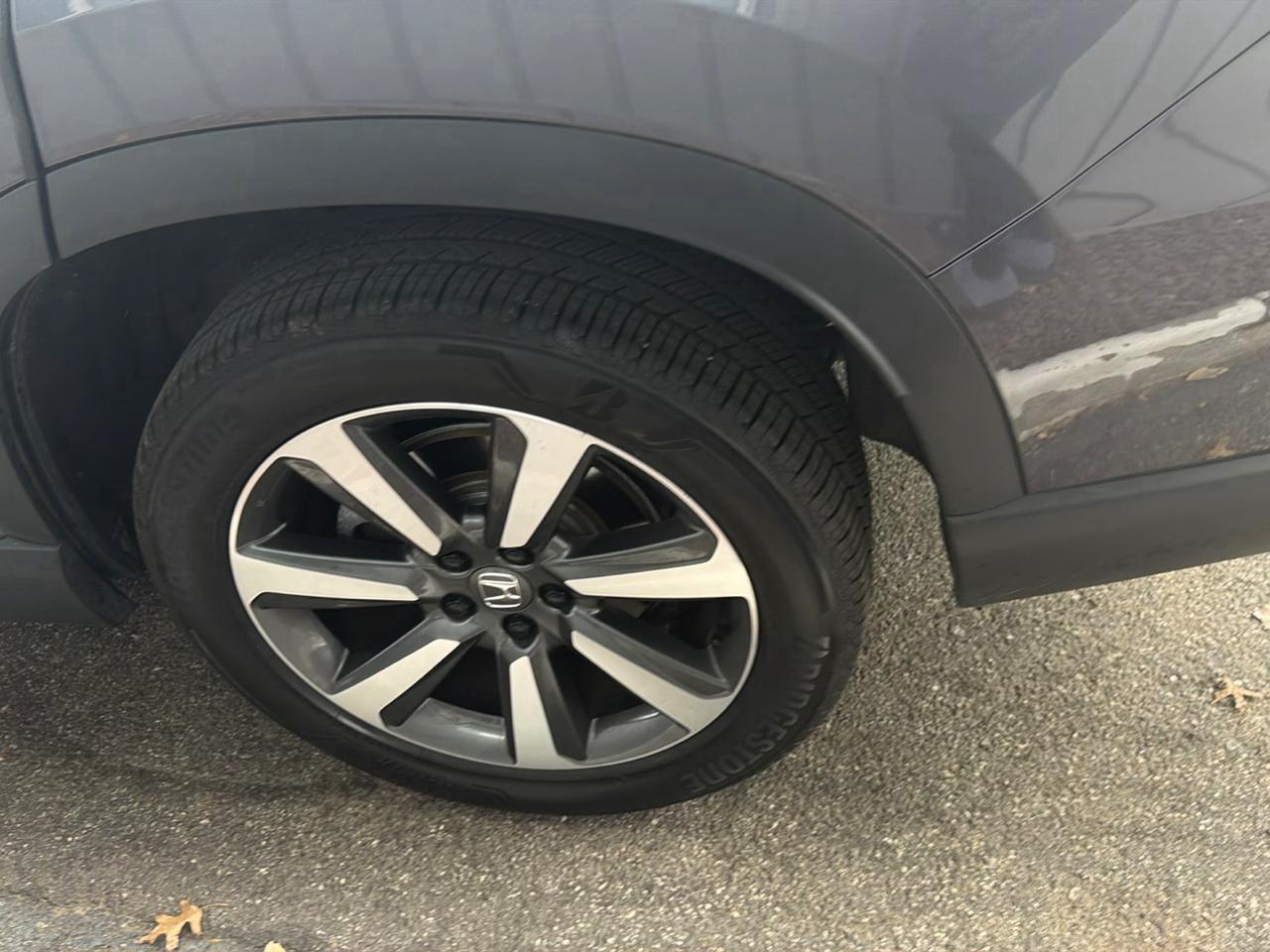 Honda Pilot Touring+ AWD 2025