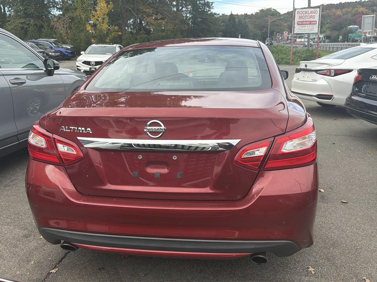 Nissan Altima 4dr Sdn I4 2.5 2016
