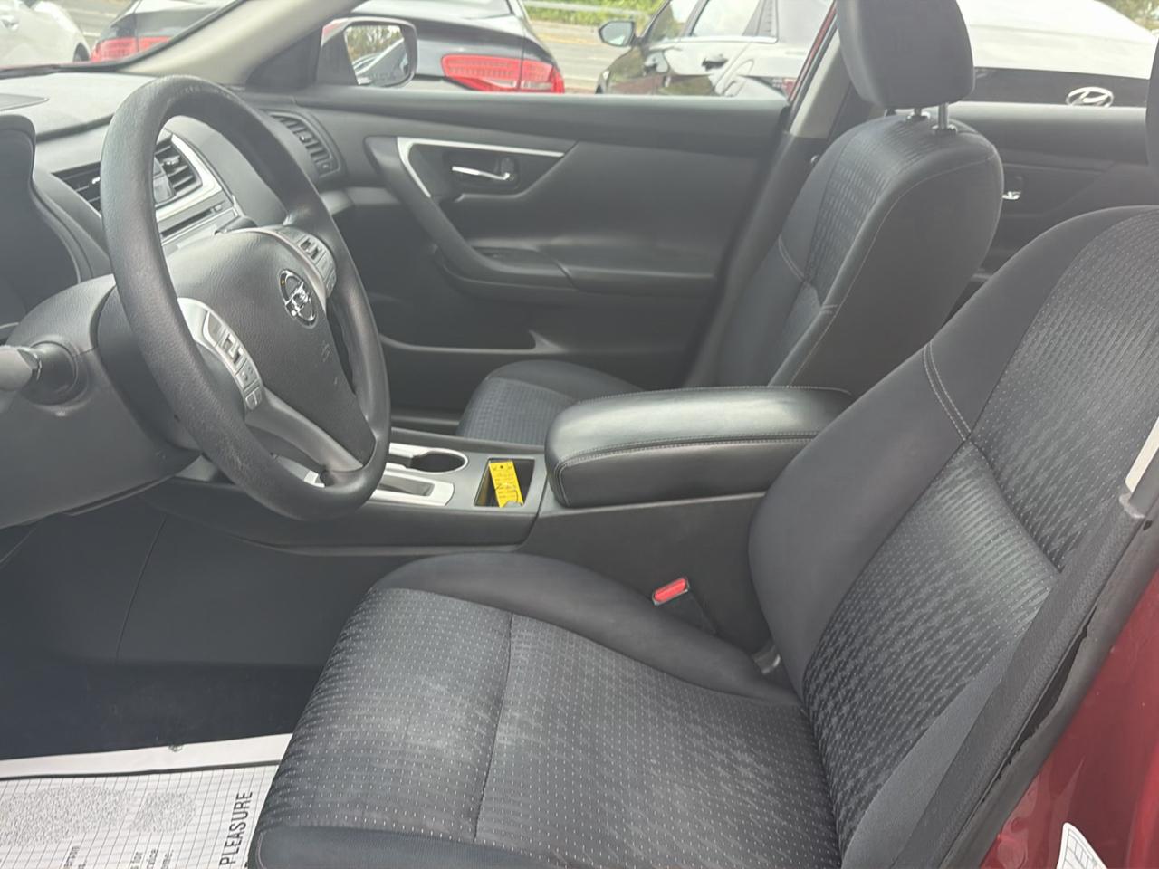 Nissan Altima 4dr Sdn I4 2.5 2016