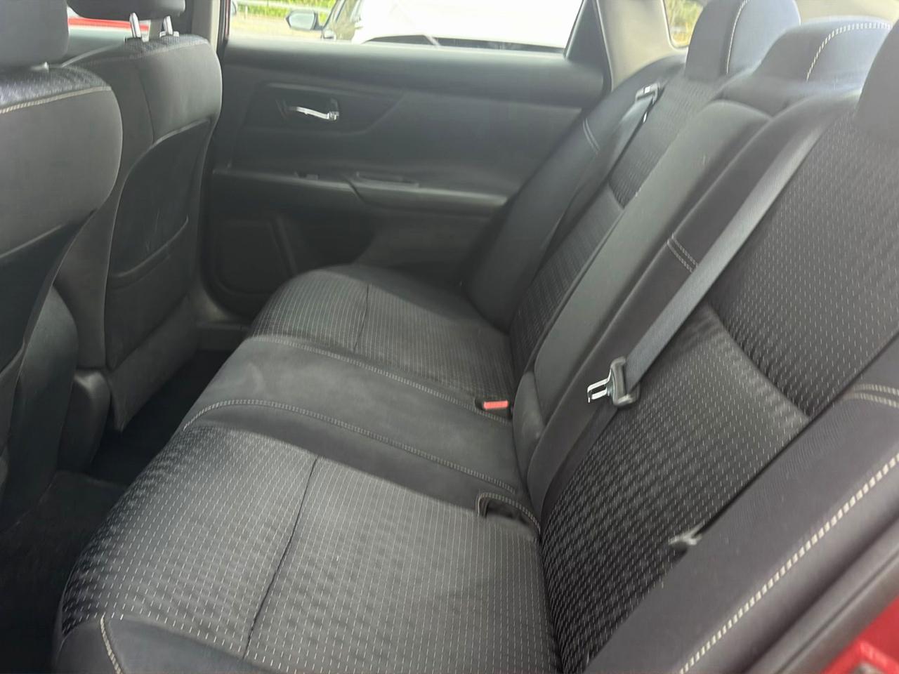 Nissan Altima 4dr Sdn I4 2.5 2016