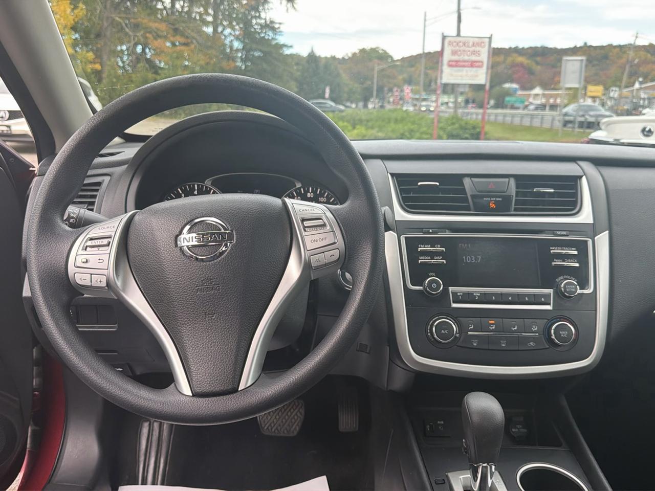 Nissan Altima 4dr Sdn I4 2.5 2016