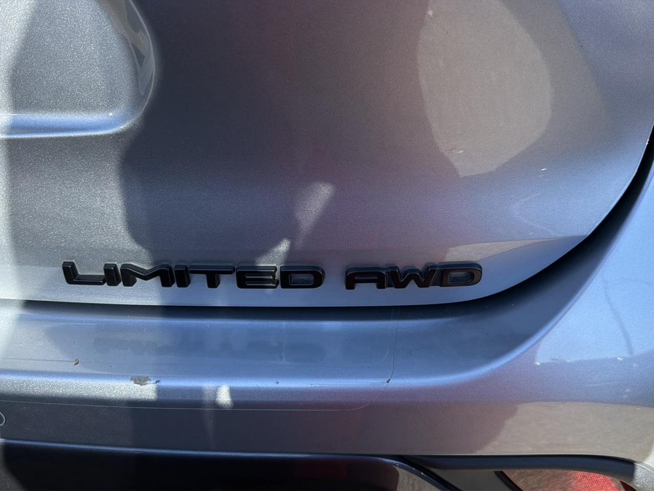 Toyota Highlander Limited AWD (Natl) 2021