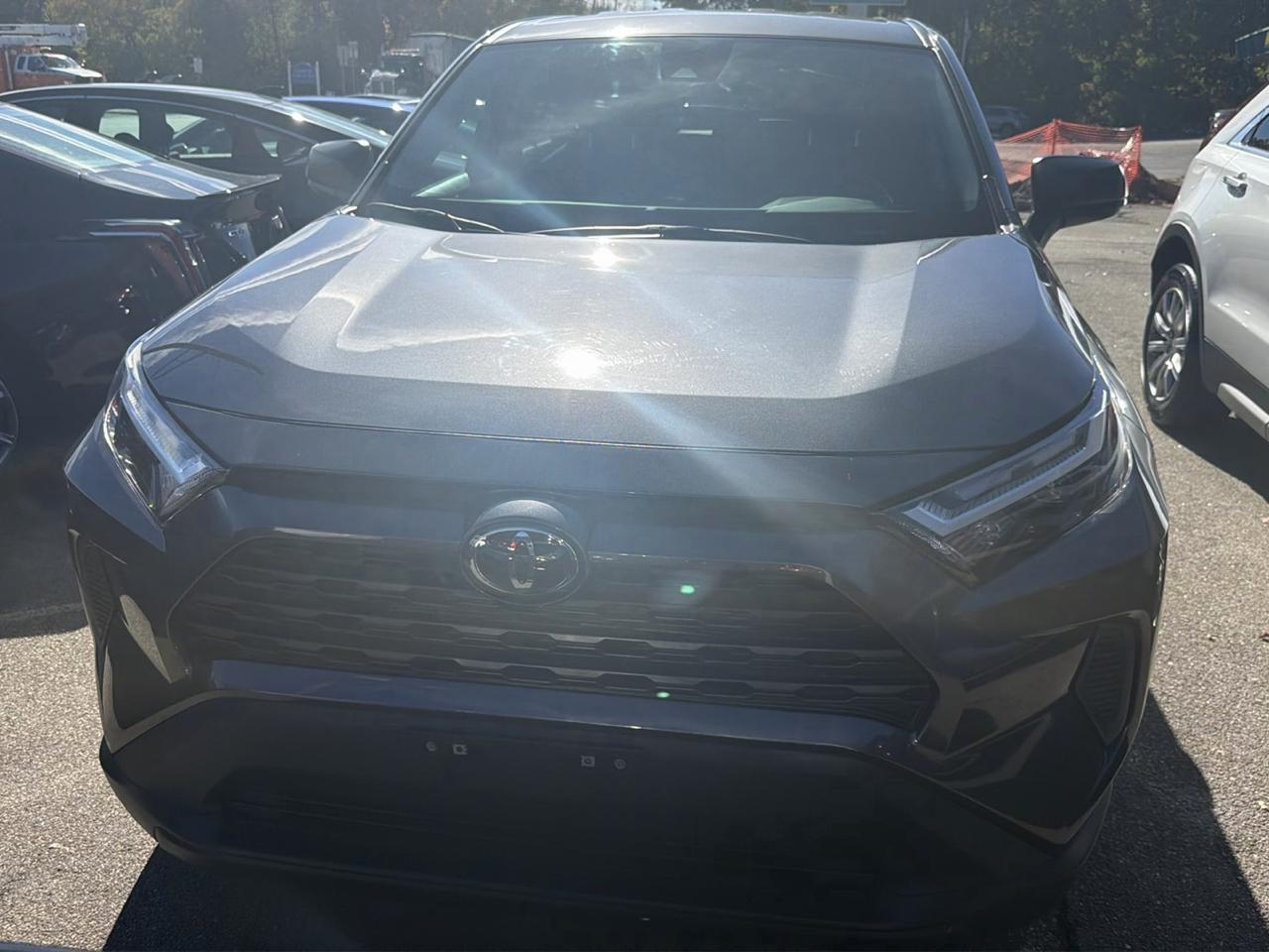 Toyota RAV4 LE AWD (Natl) 2024