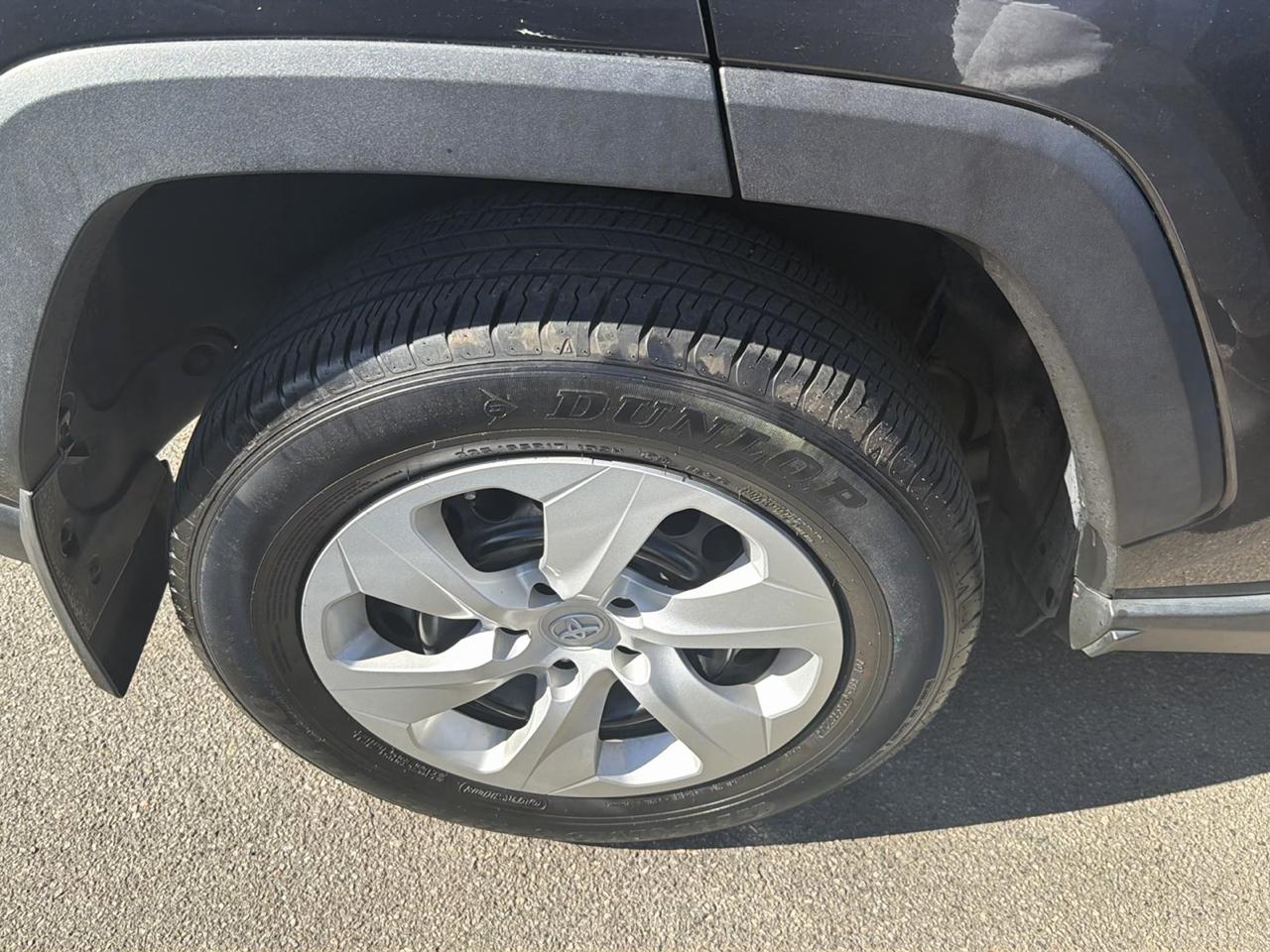 Toyota RAV4 LE AWD (Natl) 2024