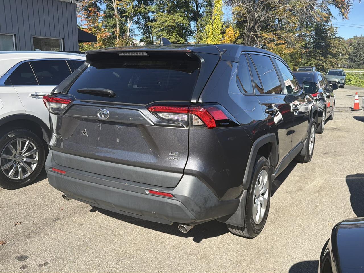 Toyota RAV4 LE AWD (Natl) 2024