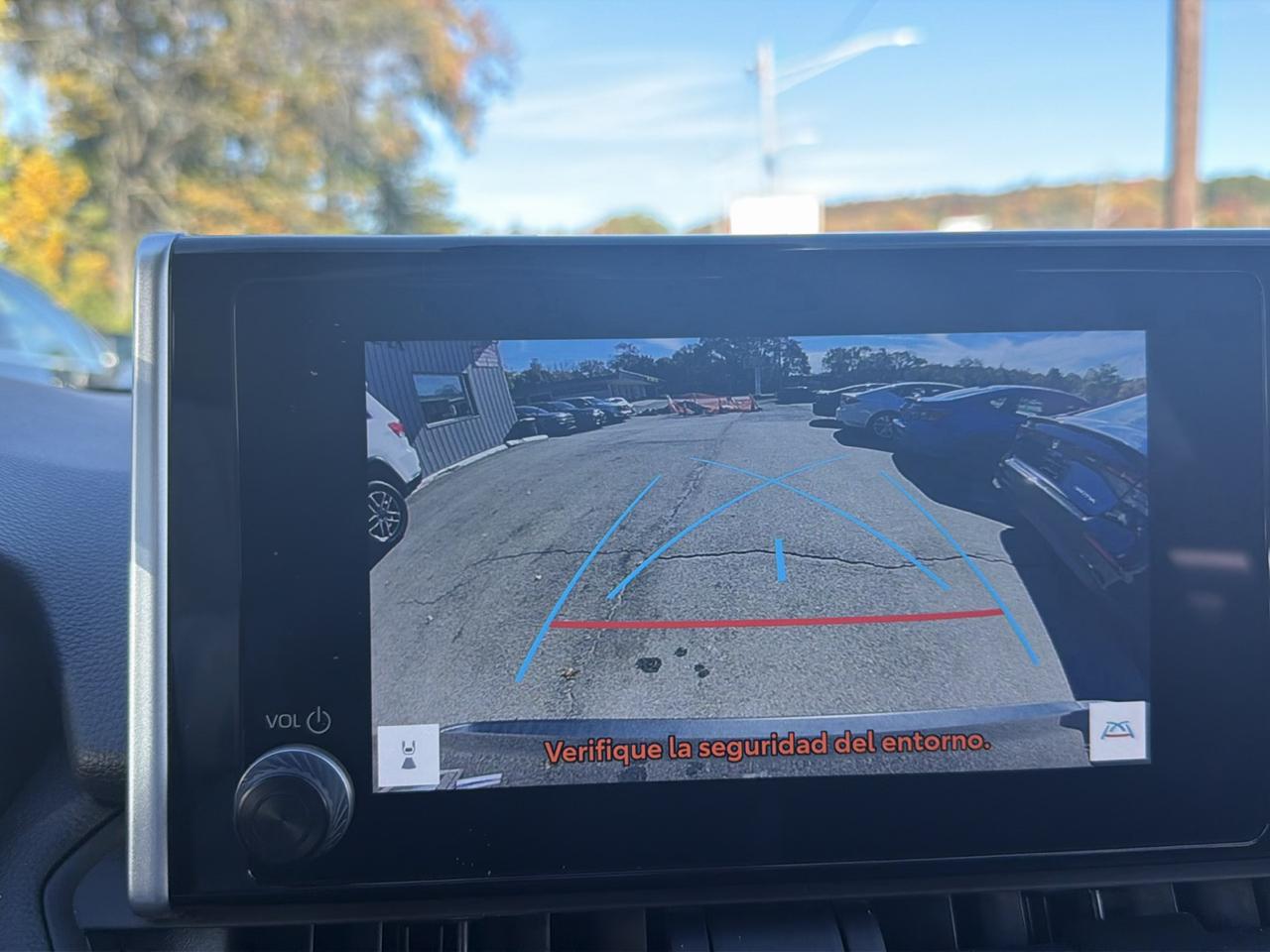 Toyota RAV4 LE AWD (Natl) 2024