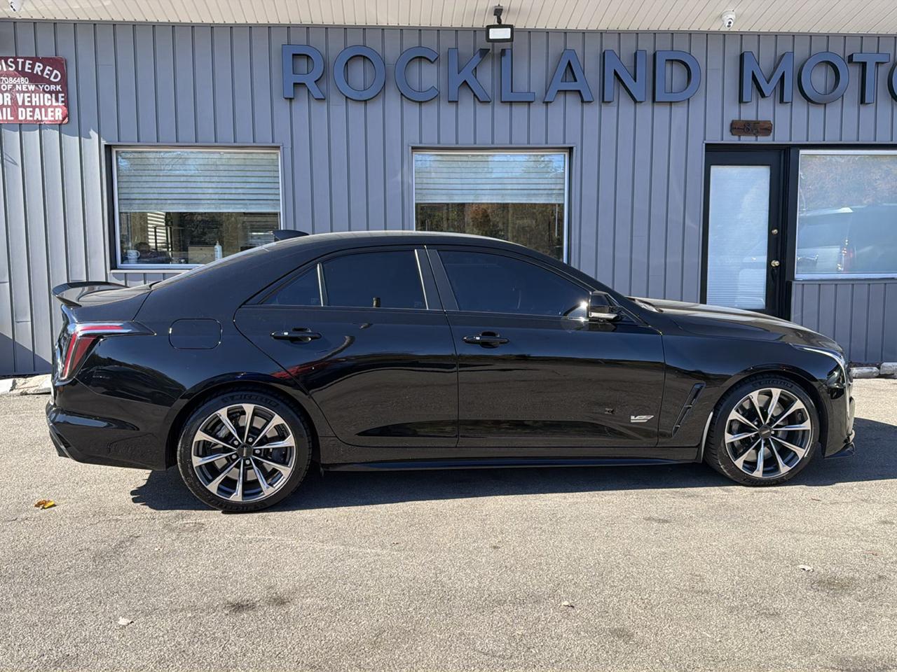 Cadillac CT4-V 4dr Sdn Blackwing 2025