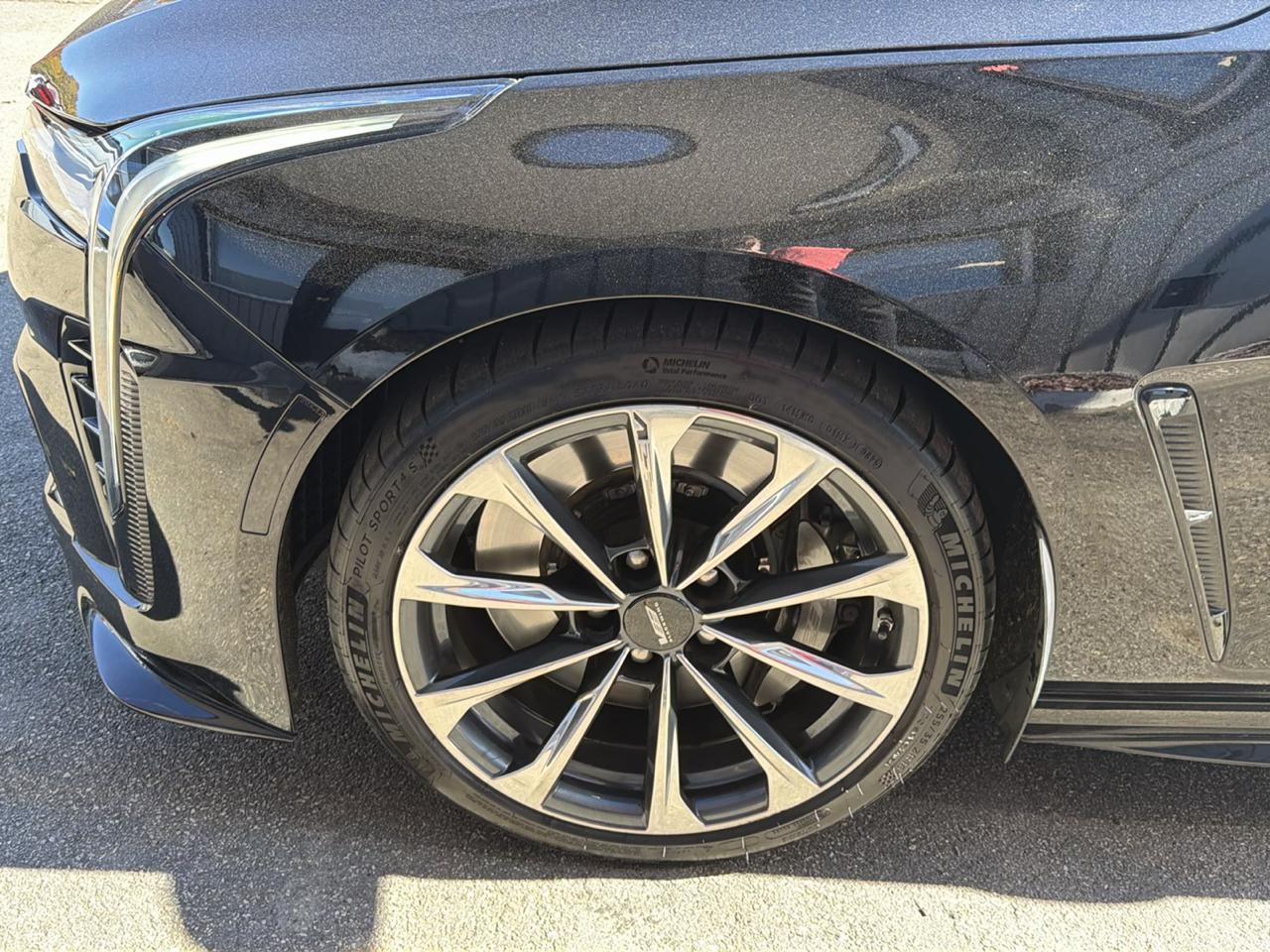 Cadillac CT4-V 4dr Sdn Blackwing 2025