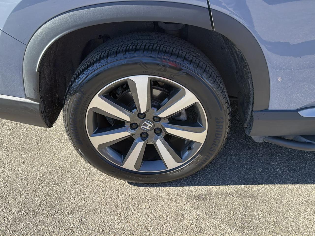 Honda Pilot Touring AWD 2023