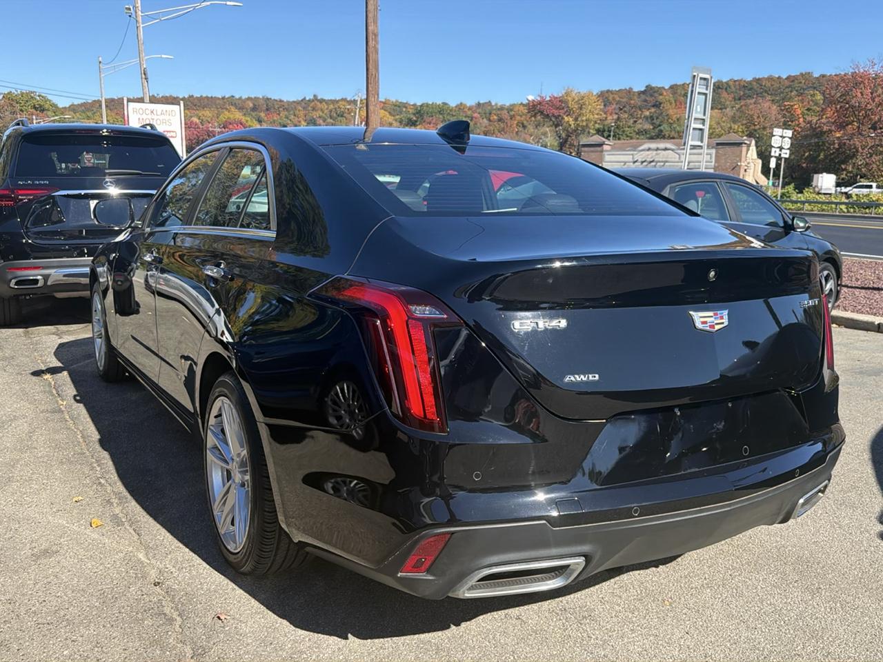 Cadillac CT4 4dr Sdn Luxury 2024