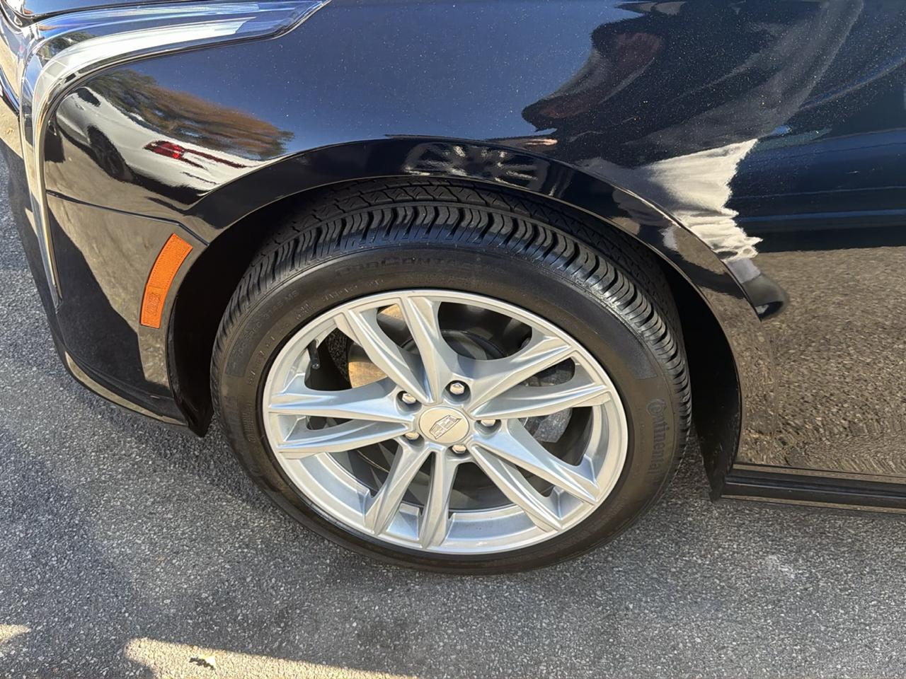 Cadillac CT4 4dr Sdn Luxury 2024