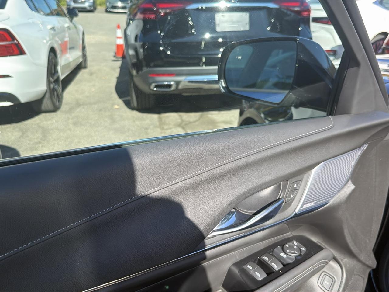 Cadillac CT4 4dr Sdn Luxury 2024