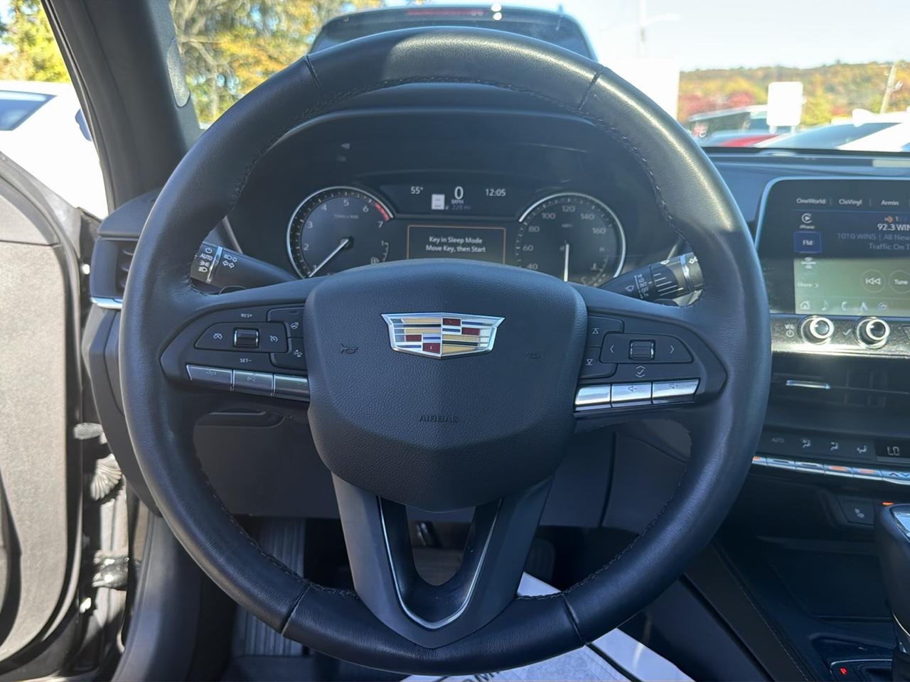 Cadillac CT4 4dr Sdn Luxury 2024