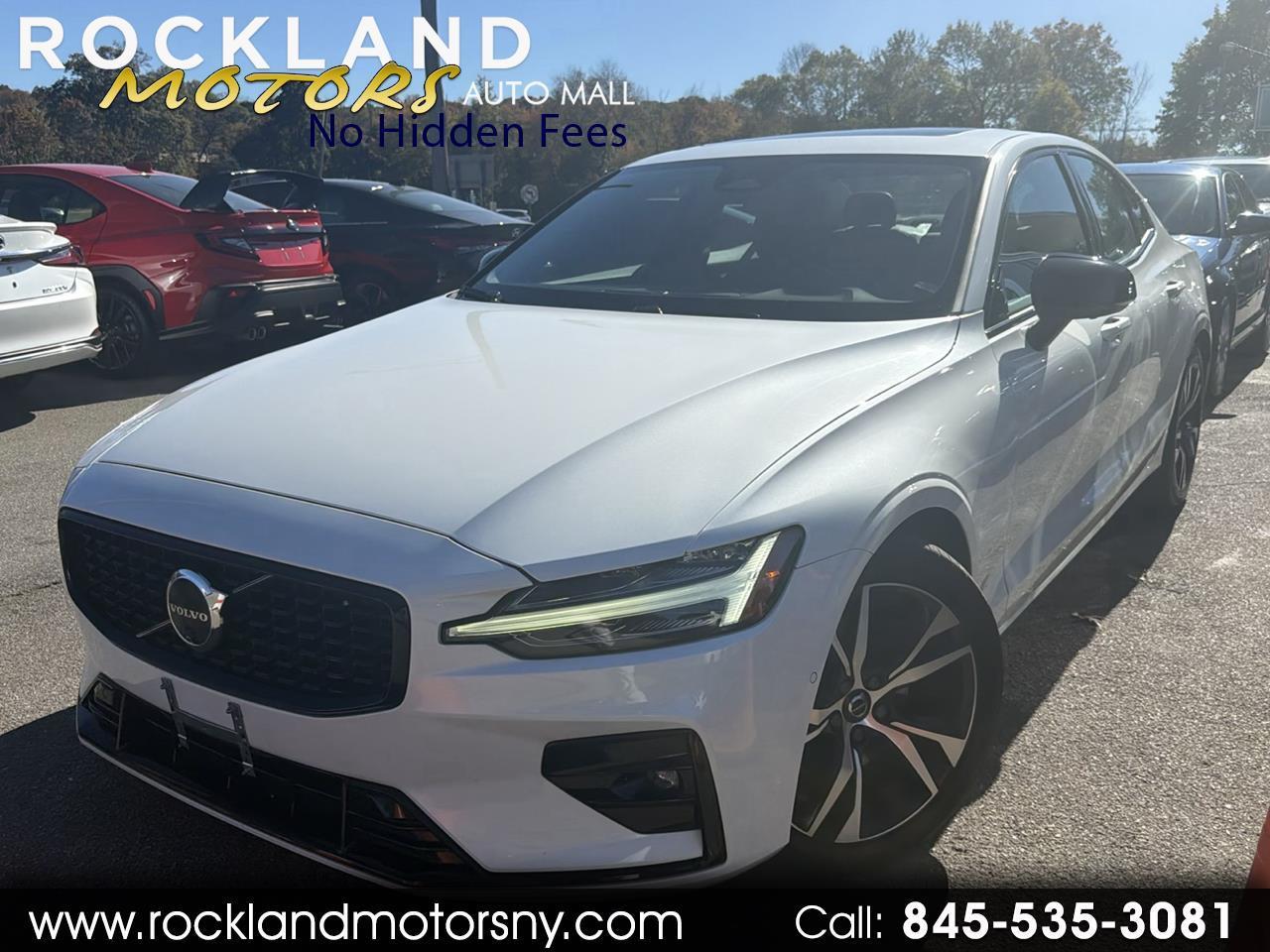 Volvo S60 B5 AWD Plus Dark Theme 2024