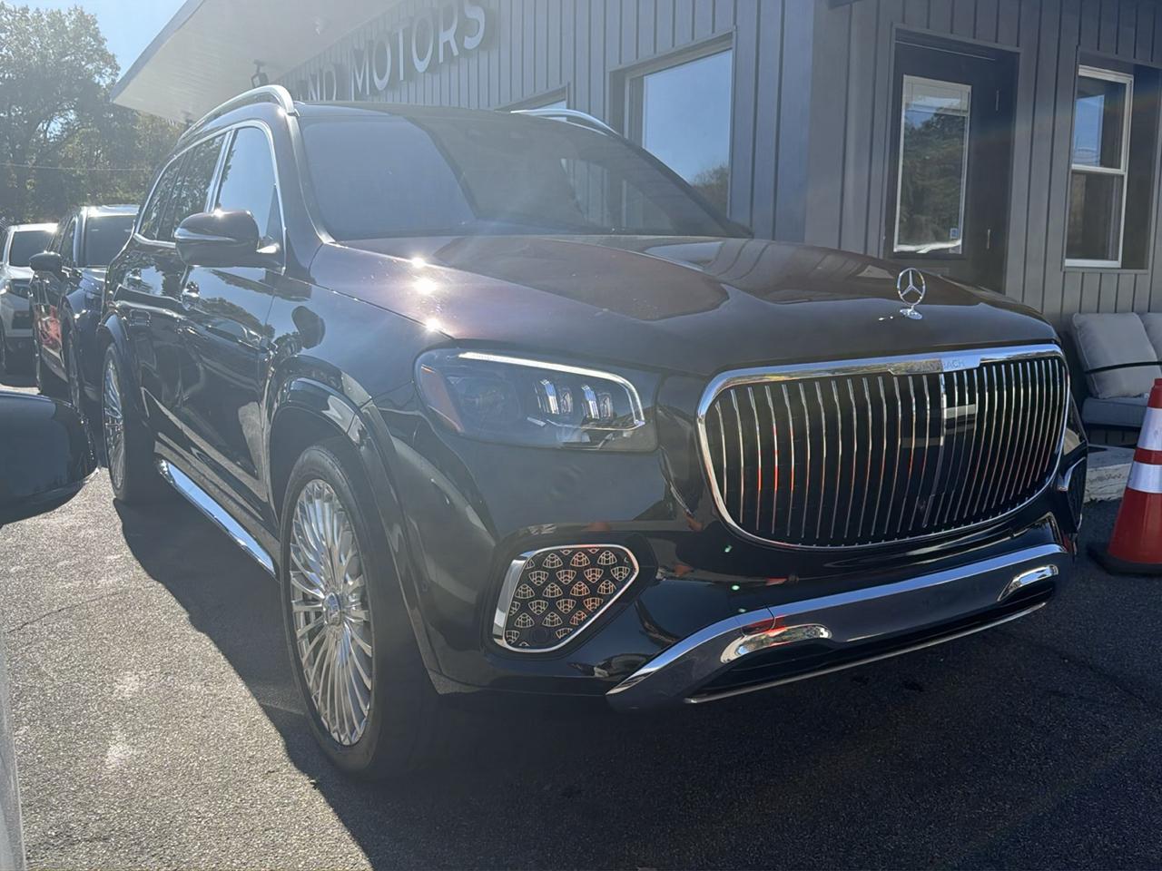 Mercedes-Benz GLS Maybach GLS 600 4MATIC SUV 2024