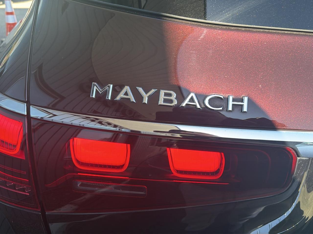 Mercedes-Benz GLS Maybach GLS 600 4MATIC SUV 2024