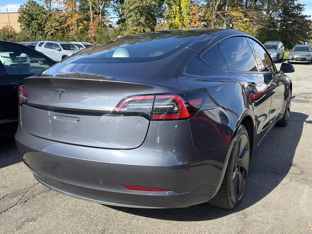 Tesla Model 3 Sedan 2023