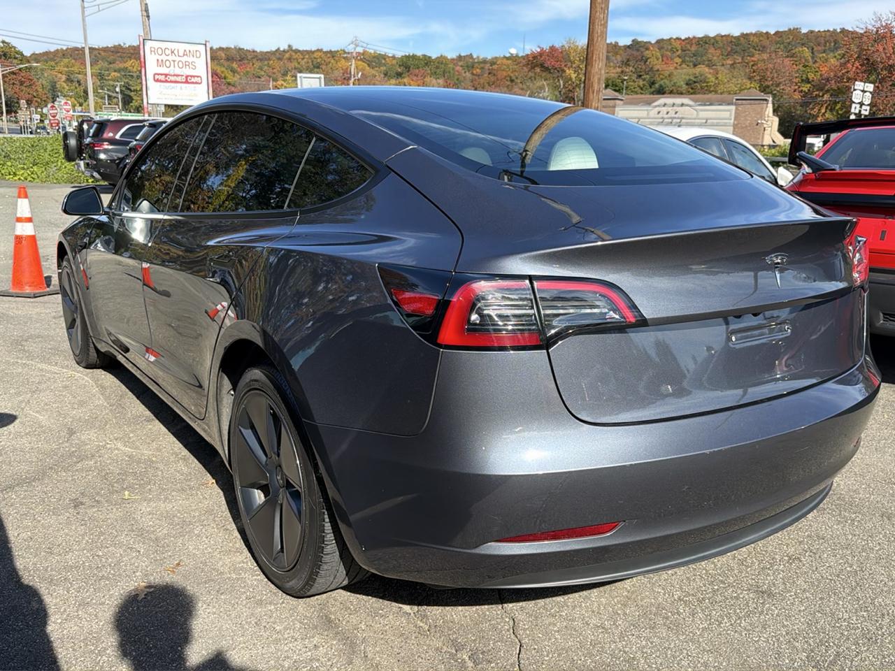Tesla Model 3 Sedan 2023