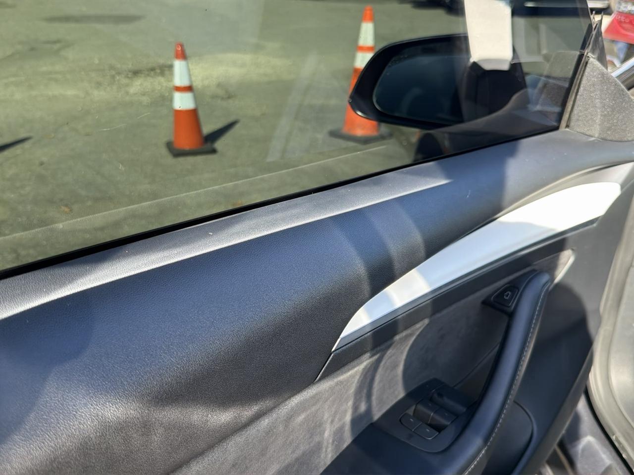Tesla Model 3 Sedan 2023