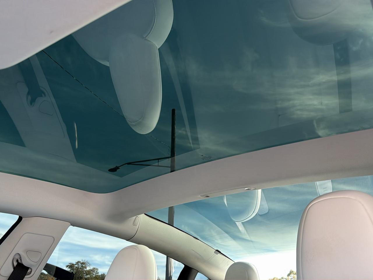 Tesla Model 3 Sedan 2023