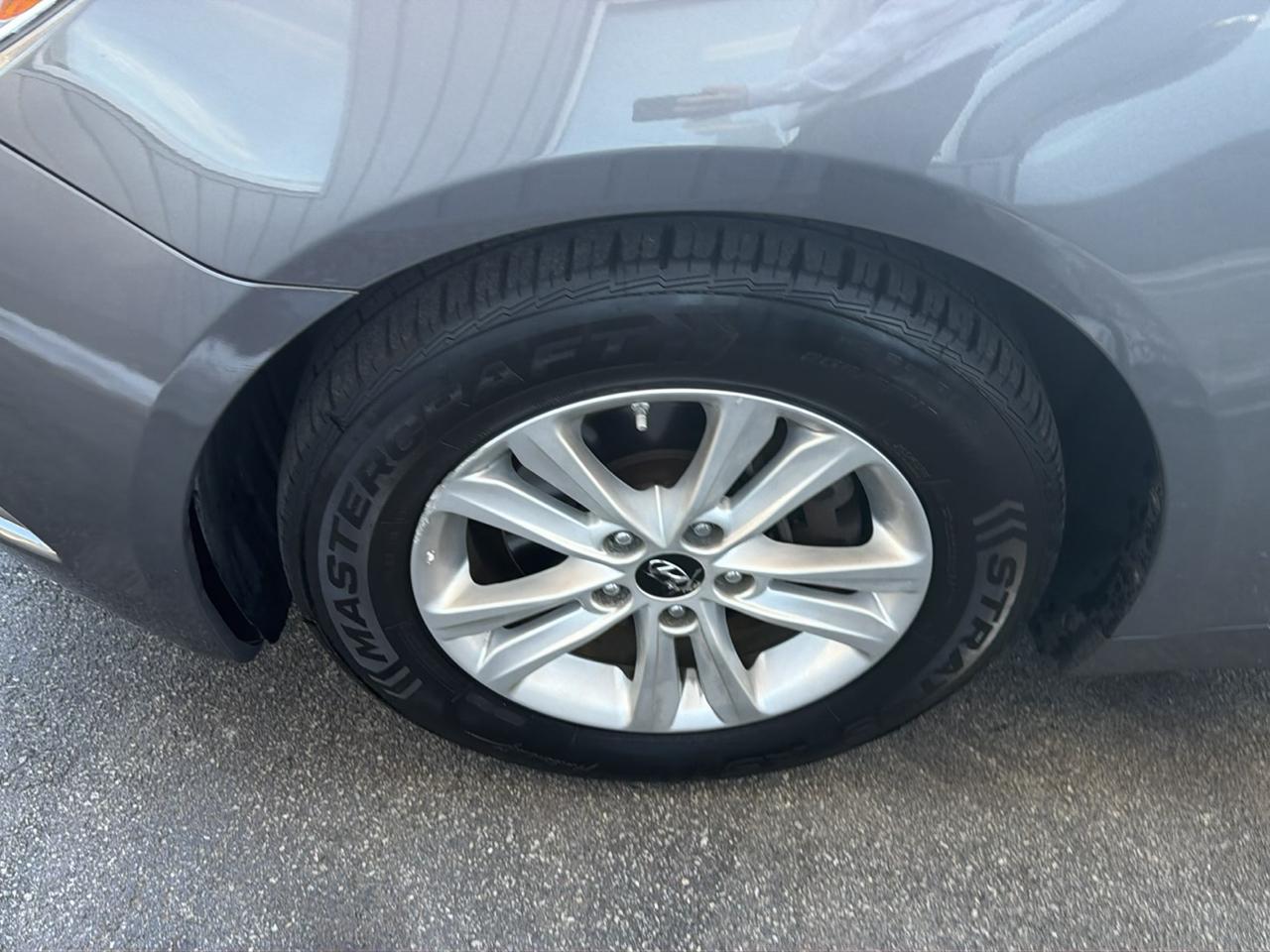 Hyundai Sonata 4dr Sdn 2.4L Auto GLS PZEV 2013