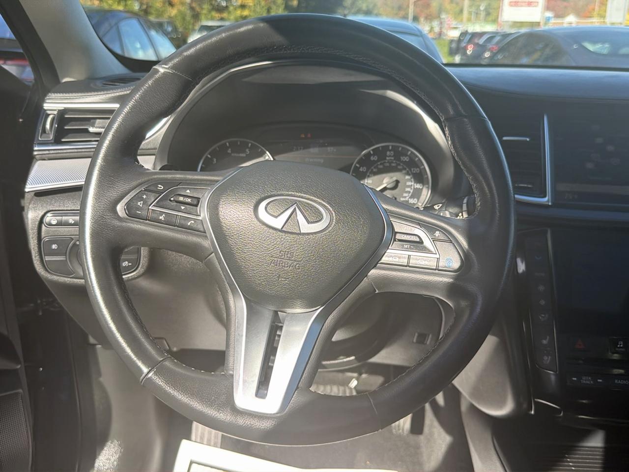 Infiniti QX50 ESSENTIAL AWD 2022