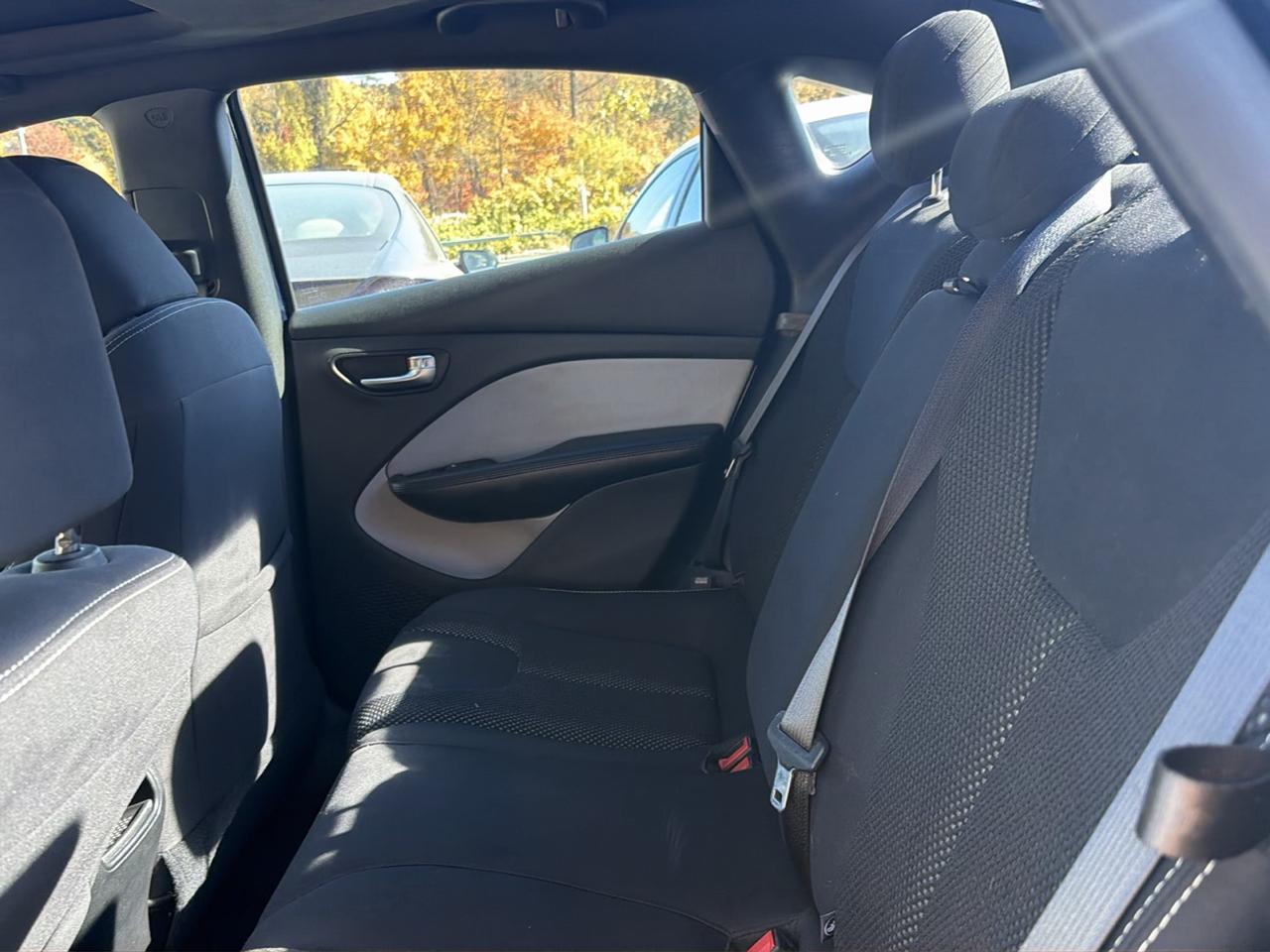 Dodge Dart 4dr Sdn SXT 2015