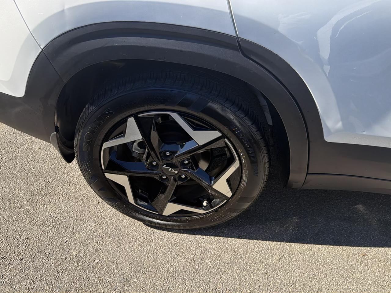 Kia Seltos EX IVT FWD 2024