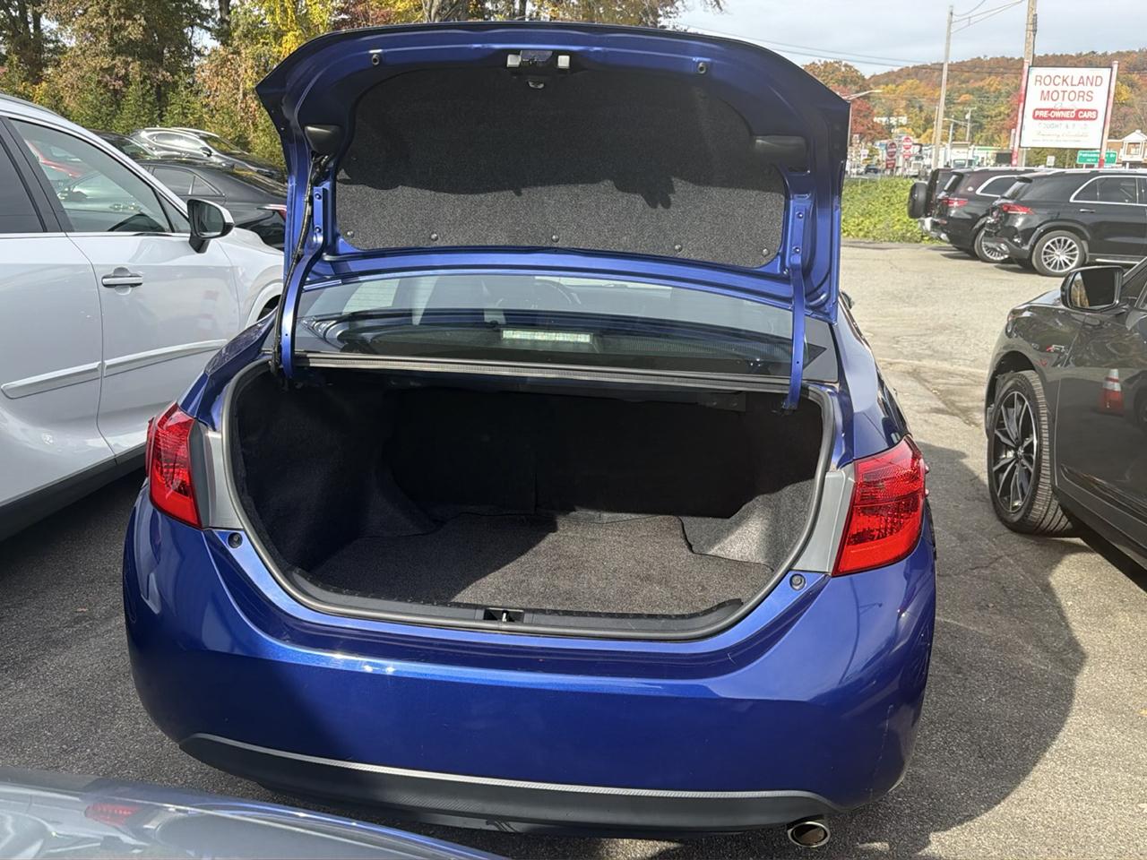Toyota Corolla 50th Anniversary Special Edition CVT (Natl) 2017