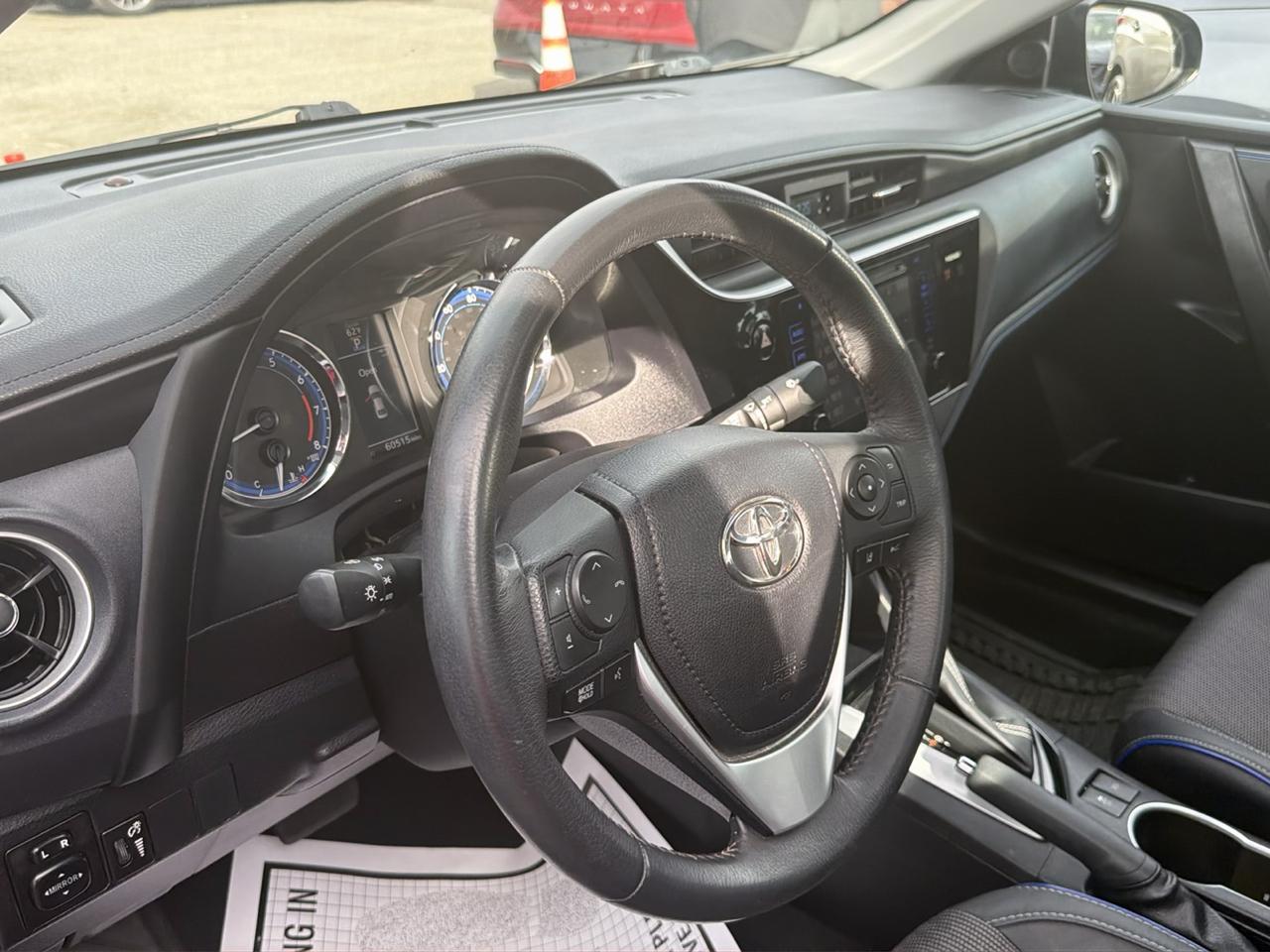 Toyota Corolla 50th Anniversary Special Edition CVT (Natl) 2017