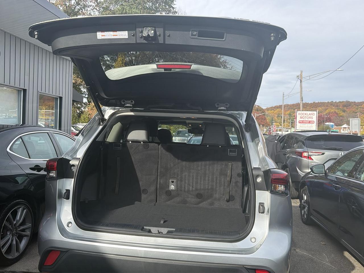 Toyota Highlander Platinum AWD (Natl) 2023