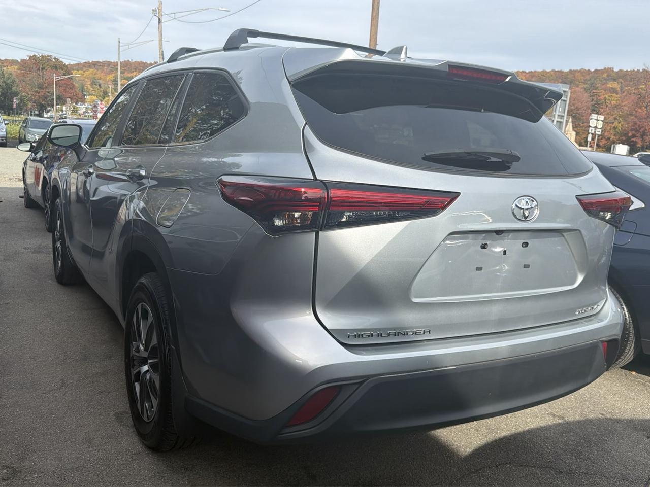 Toyota Highlander Platinum AWD (Natl) 2023