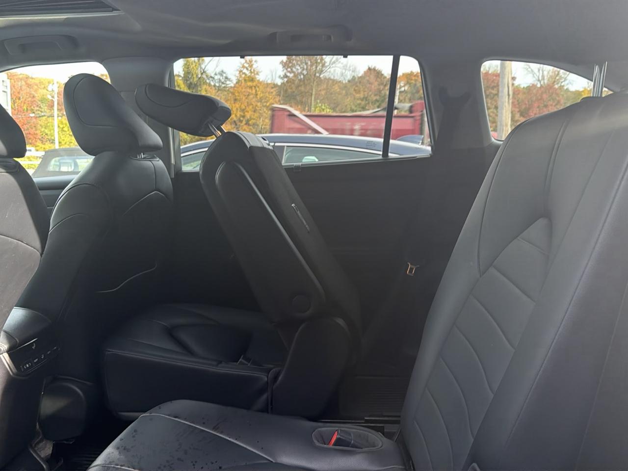 Toyota Highlander Platinum AWD (Natl) 2023