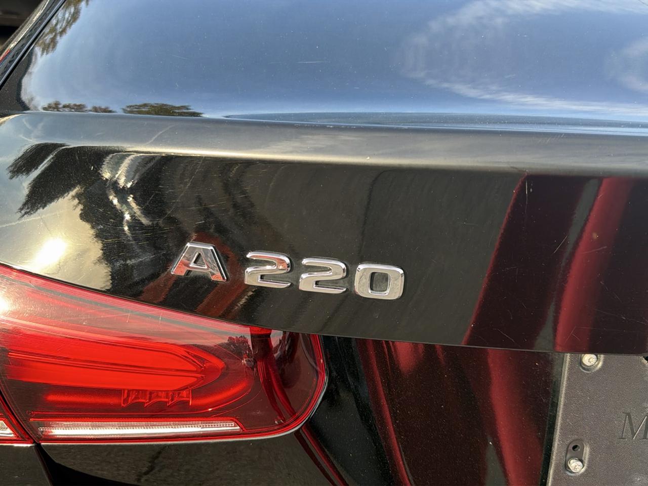 Mercedes-Benz A-Class A 220 4MATIC Sedan 2021
