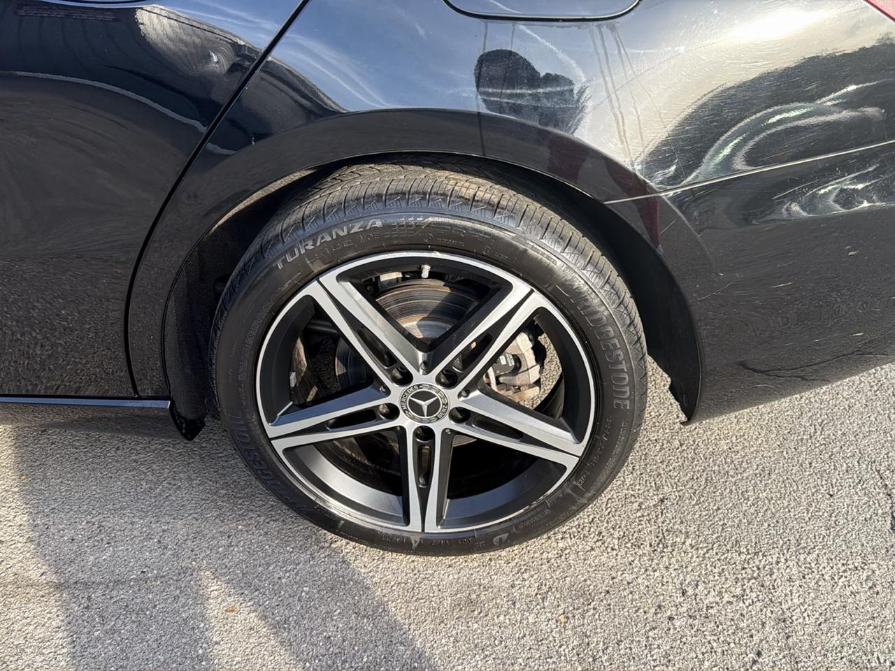 Mercedes-Benz A-Class A 220 4MATIC Sedan 2021