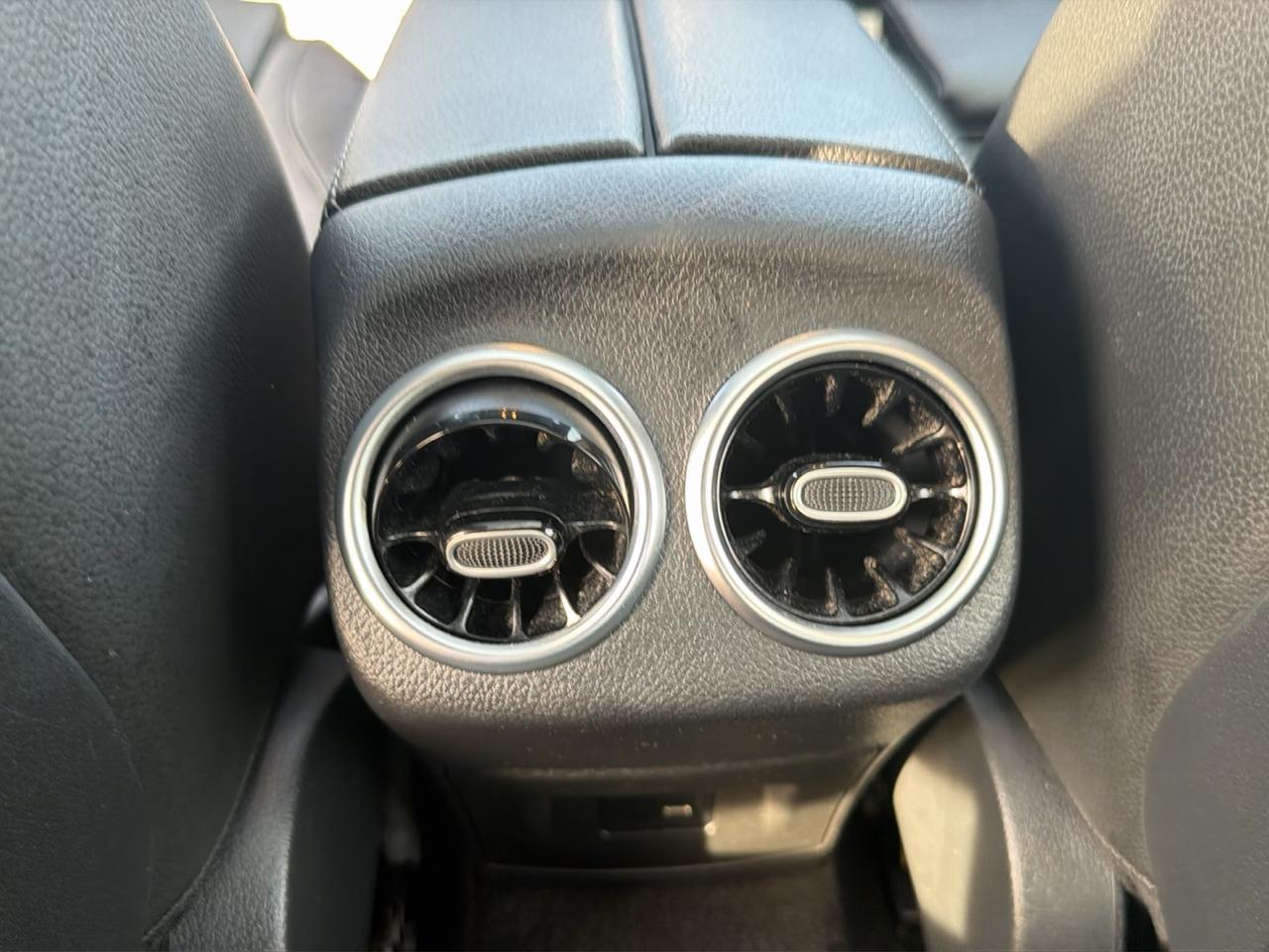 Mercedes-Benz A-Class A 220 4MATIC Sedan 2021