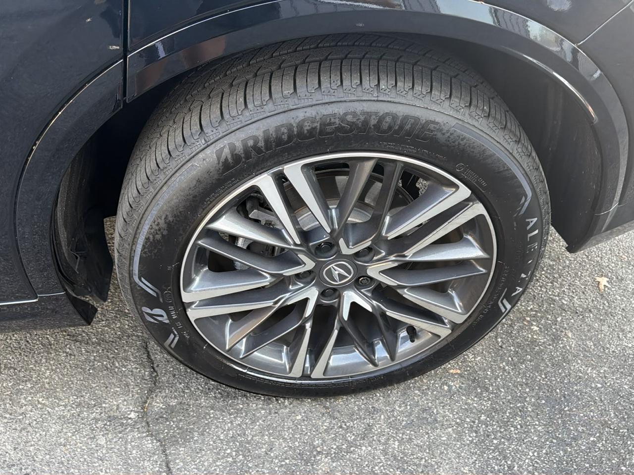 Acura MDX SH-AWD w/Advance Package 2026